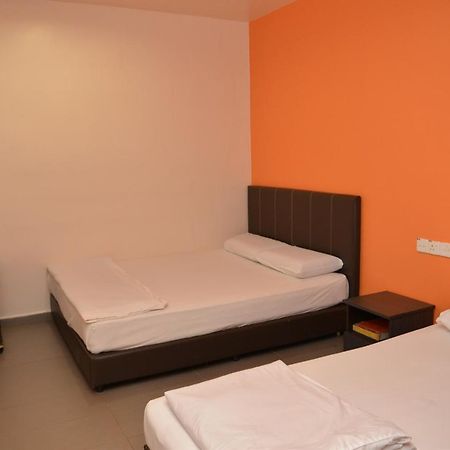 Gf Wonderful Hotel Pontian Kecil Eksteriør bilde