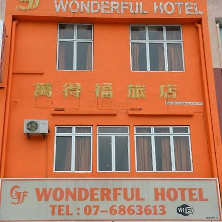 Gf Wonderful Hotel Pontian Kecil Eksteriør bilde