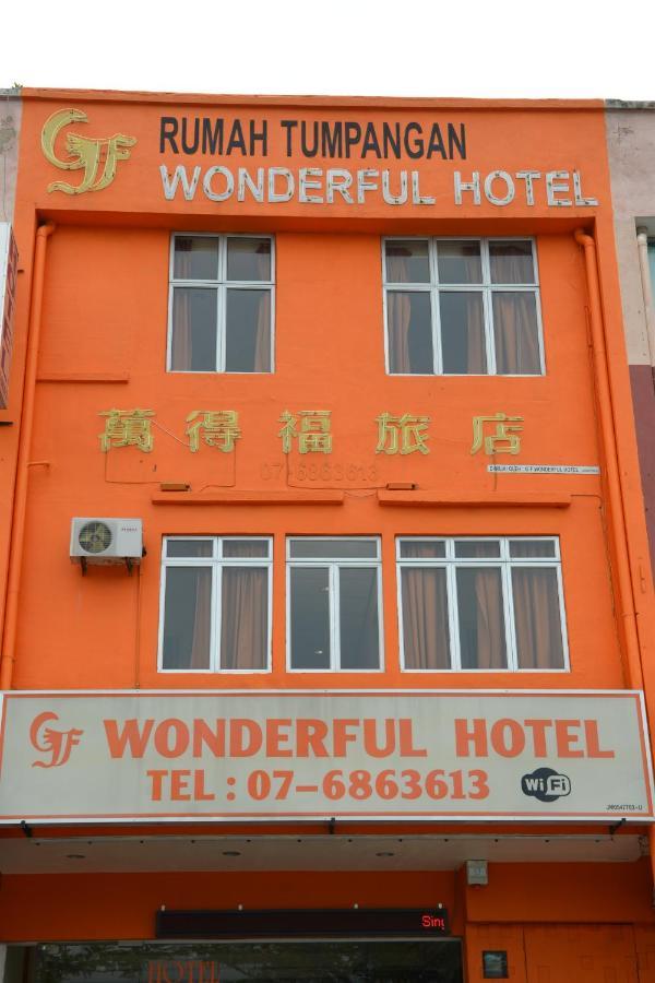 Gf Wonderful Hotel Pontian Kecil Eksteriør bilde