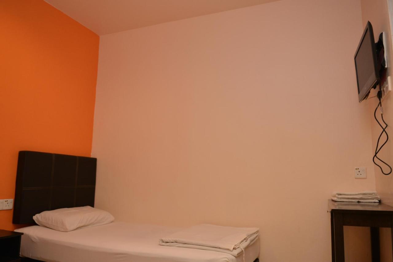 Gf Wonderful Hotel Pontian Kecil Eksteriør bilde