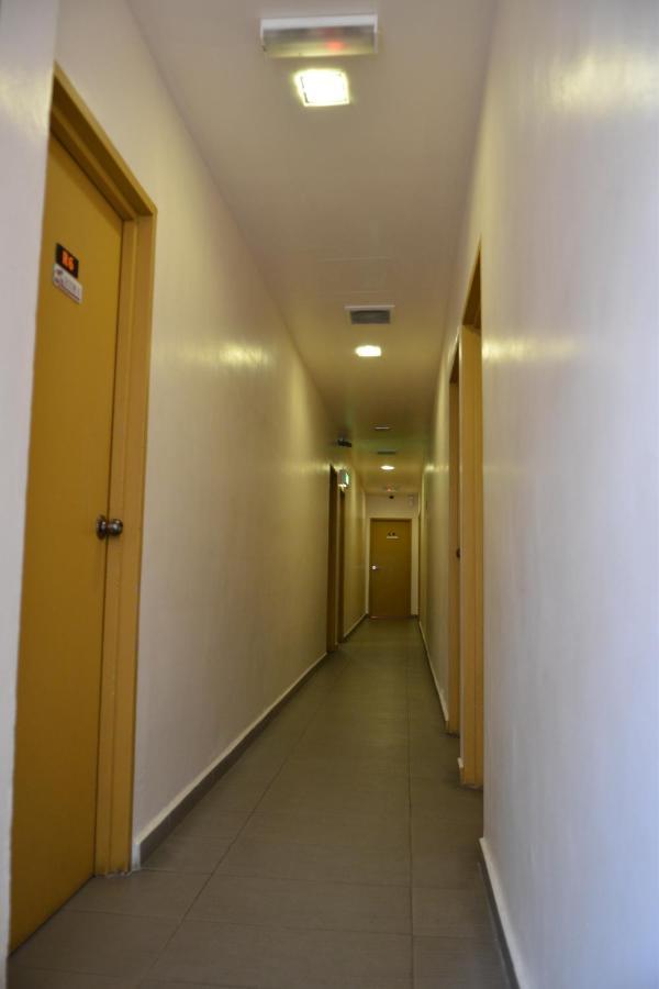 Gf Wonderful Hotel Pontian Kecil Eksteriør bilde